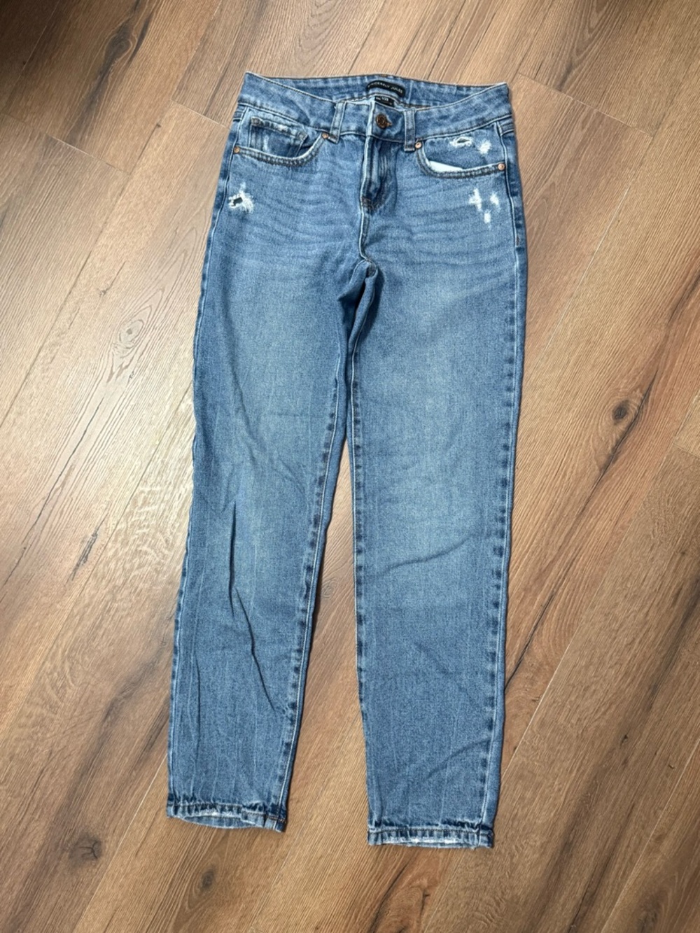 Sincerly Jules Straight-Leg Jeans in Medium Blue Denim